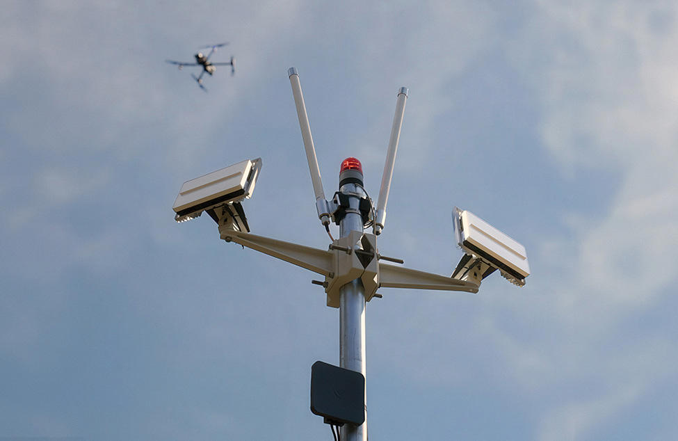 EchoGuard radar calibrated toward the sky with drone in flight